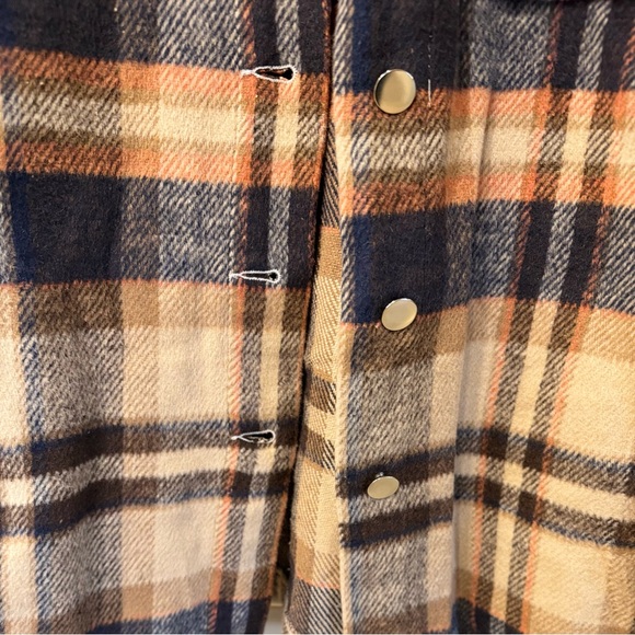 Button Down Shacket • Boutique - Picture 4 of 5